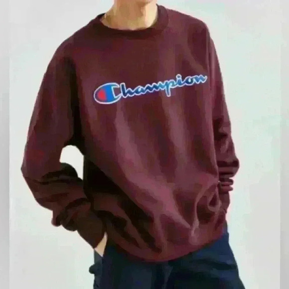 Champion Reverse Weave Script Crew Neck Sweatshirt - Picture 1 of 5